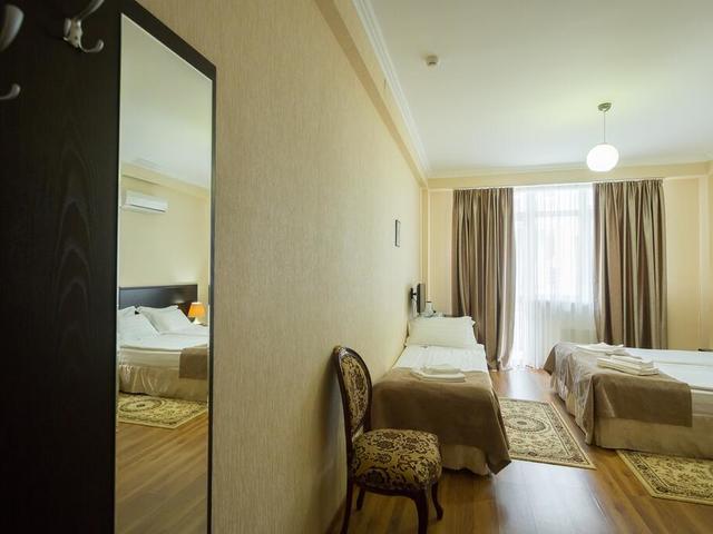 фото Green Hosta (Грин Хоста) изображение №34