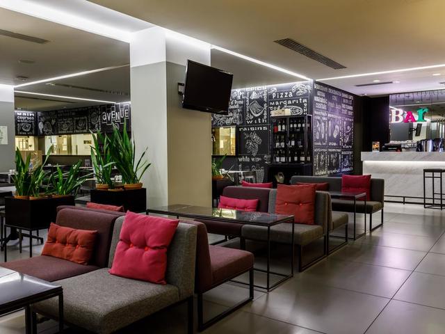 Отель Азимут (Azimut) 4* (Санкт-Петербург) — бронирование номеров 2023 ...