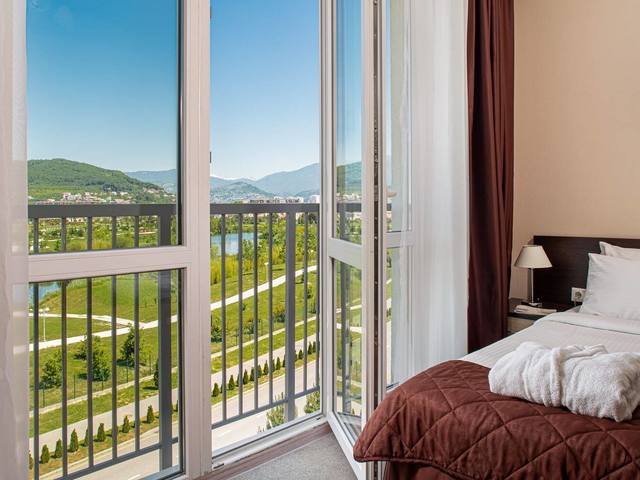 фото отеля Город-отель Бархатные Сезоны (Gorod-otel Barhatnye Sezony) изображение №25