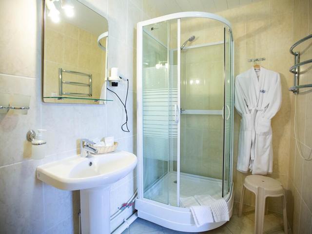 фотографии 40-й меридиан Яхт-клуб (40-i Meridian yacht club) изображение №28