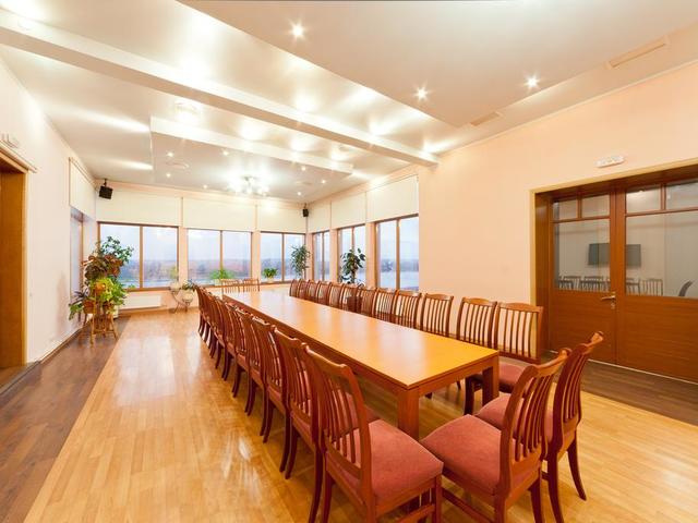 фото отеля 40-й меридиан Яхт-клуб (40-i Meridian yacht club) изображение №9