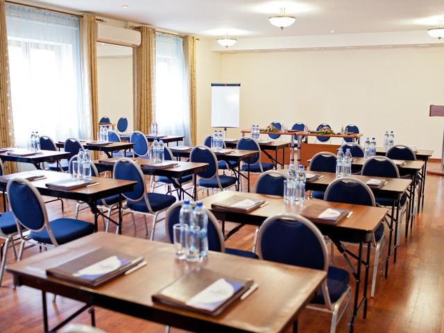 фотографии 40-й меридиан Яхт-клуб (40-i Meridian yacht club) изображение №8