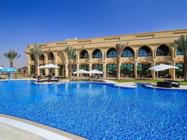 фотографии отеля Western Madinat Zayed изображение №27