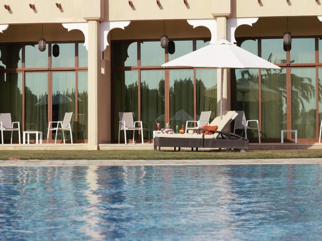 фото Western Madinat Zayed изображение №14