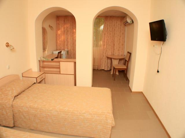 фото отеля ТОК Судак (TOK Sudak) изображение №5