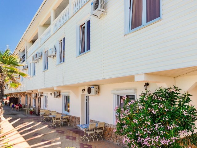 фото отеля Тёплый Берег (Tyoplyj Bereg) изображение №1