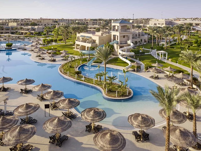 фото отеля Coral Sea Holiday Resort & Aqua Park (ex. Coral Sea Holiday Village Resort) изображение №1