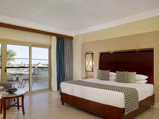 фото Coral Sea Holiday Resort & Aqua Park (ex. Coral Sea Holiday Village Resort) изображение №10