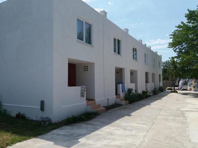 Новый Замок (Novyi Zamok)