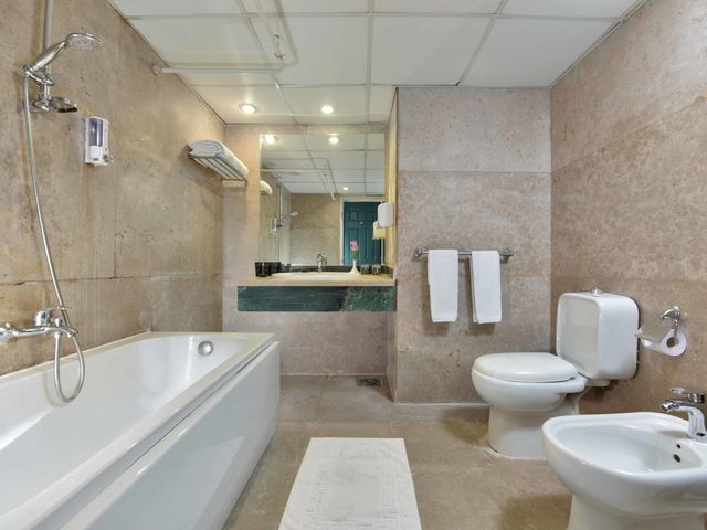 фото Moreno Horizon Spa & Resort (ex. Hotelux Marina Beach Resort; Montillon Grand Horizon) изображение №34