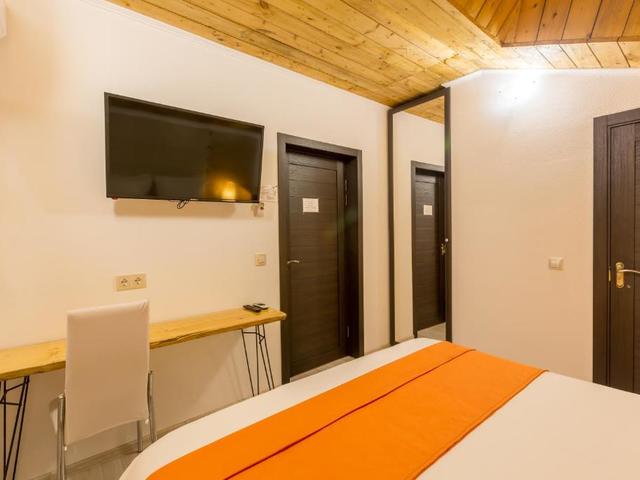 фото отеля Hotel Wood Street (ex. Na Pyatom Etazhe) изображение №37