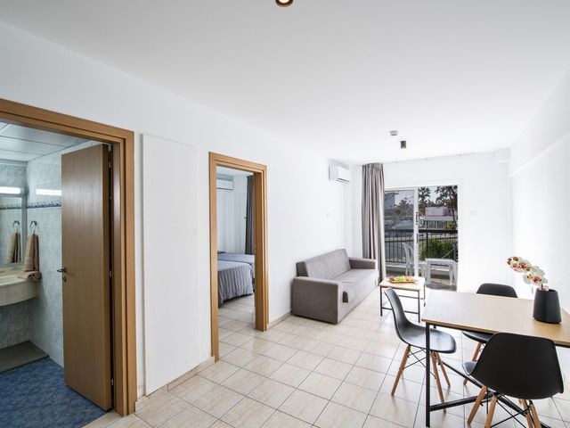 фото отеля Anthea Hotel Apts изображение №53