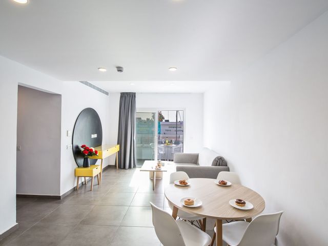 фото отеля Anthea Hotel Apts изображение №41