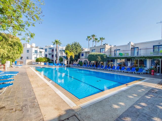 фото отеля Green Bungalows Hotel Apartments изображение №1