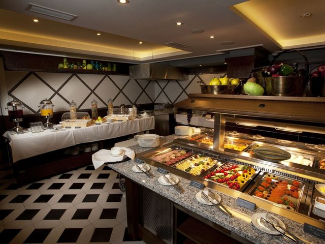 фото отеля Luciano (Лучиано) изображение №21