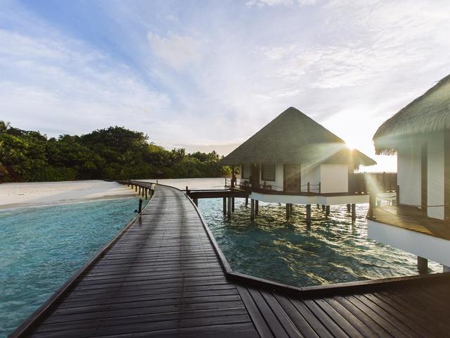 фото отеля Adaaran Prestige Water Villas (ex. Meedhupparu Water Villas) изображение №41