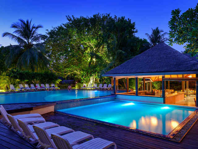 фото Adaaran Select Hudhuranfushi (ex. Lohifushi Island Resort) изображение №6