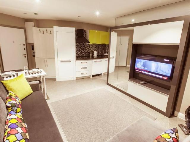 фотографии BMK Suites & Apartments изображение №20