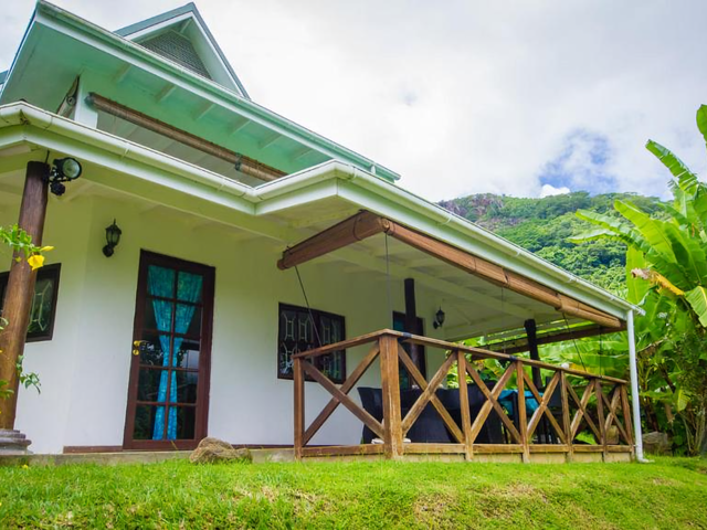 Lemongrass Lodge