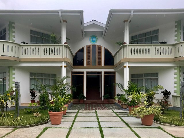 340 Degrees Mountain View