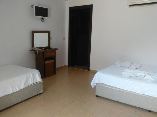 фото Ugur Beach изображение №26