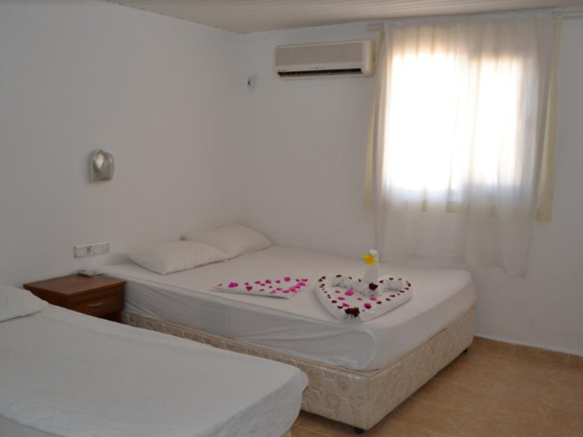 фото отеля Ugur Beach изображение №13