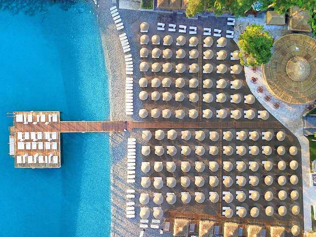 фото отеля Imperial Turkiz Resort (ex. Turkiz Resort; Queen’s Park Turkiz; Palmet Turkiz; Sensimar Turkiz Kemer Marina & Spa) изображение №17