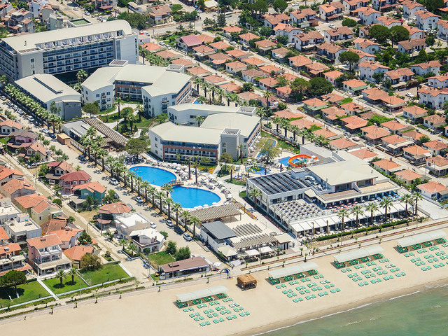 фото отеля Peninsula Palm Wings Beach Resort & Spa (ex. Egeria Beach Club) изображение №1