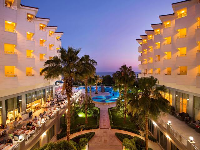 фото отеля Terrace Beach Resort изображение №13