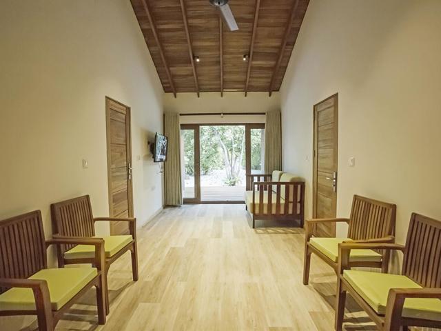 фото Reethi Faru Resort изображение №38