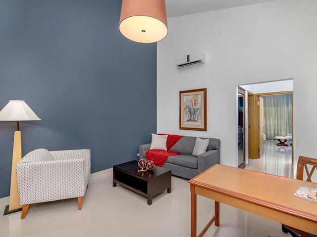 фотографии Hodelpa Garden Suites (ex. Embassy Suites by Hilton Los Marlins Hotel & Golf Resort) изображение №12