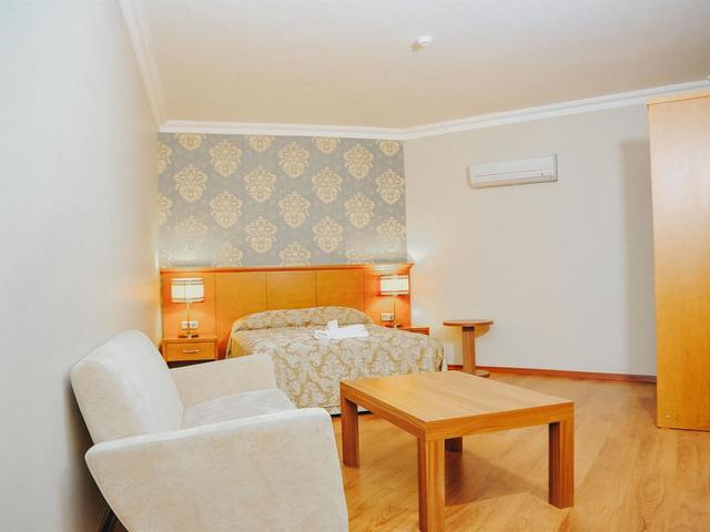 фото Meril Club изображение №14