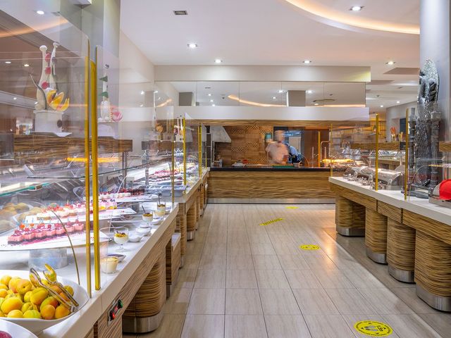 фото Port Side Resort изображение №26