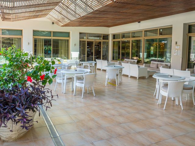 фотографии отеля Port Side Resort изображение №15