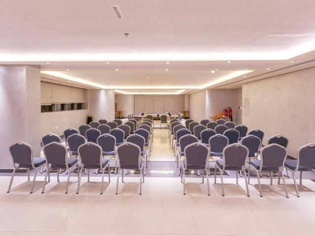 фото Luxe Grand Hotel Apartments изображение №14
