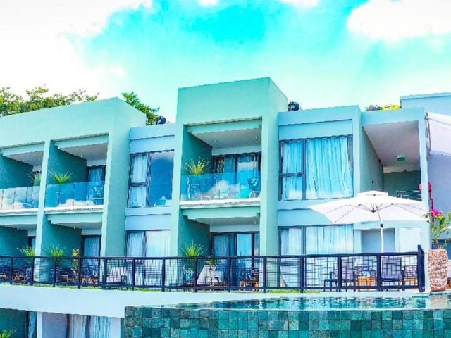 Aqua Boutique
