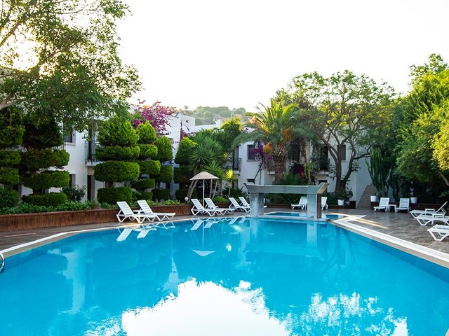 фото отеля Flora изображение №1