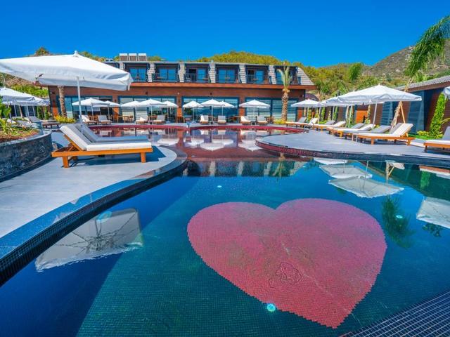 фото отеля Club Porto Amore Deluxe Boutique Hotel изображение №1