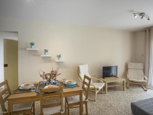 фото Central Ayia Napa Suite изображение №14