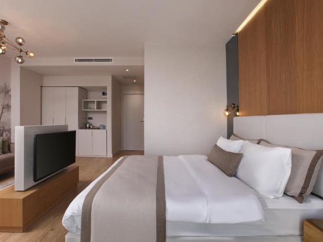 фотографии отеля The Pearl Suites изображение №15