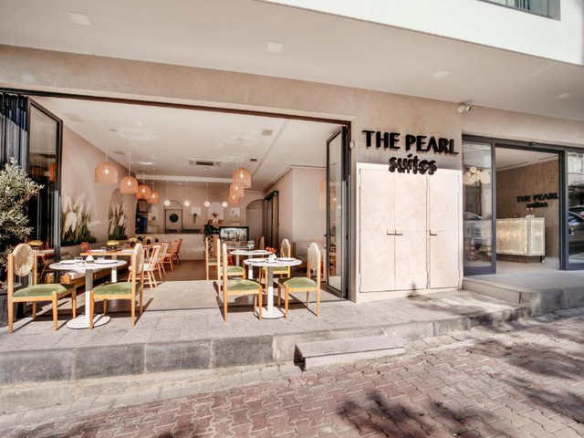 фото отеля The Pearl Suites изображение №1