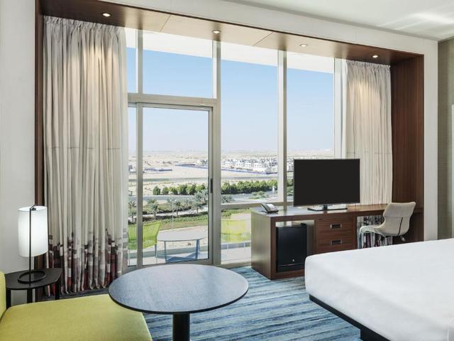 фотографии Aloft Dubai South изображение №16