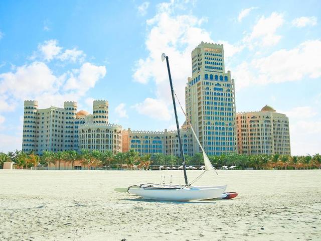 фотографии отеля Al Hamra Village изображение №15