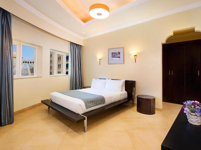 фото отеля Al Hamra Residence & Village изображение №49