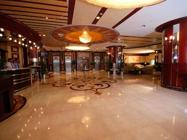 фотографии Al Bustan Tower Hotel Suites изображение №8