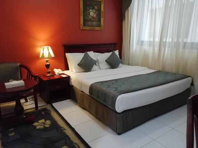 фото отеля Al Maha Regency Hotel Suites изображение №9