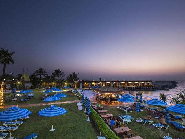фотографии Dubai Marine Beach Resort & Spa изображение №16