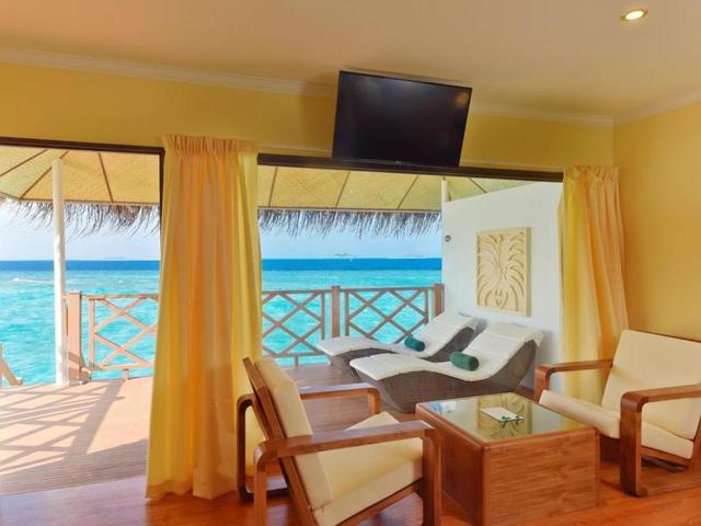 фото отеля Thulhagiri Island Resort & Spa изображение №25
