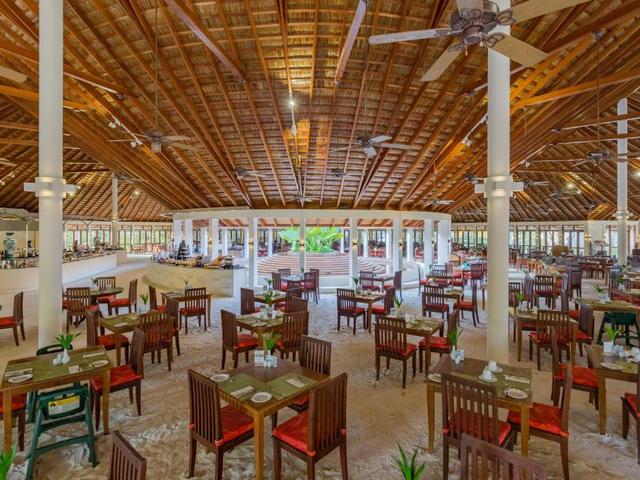фото отеля Meeru Island Resort & Spa изображение №29