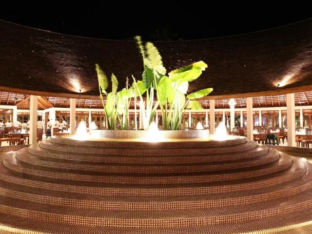 фото отеля Meeru Island Resort & Spa изображение №21